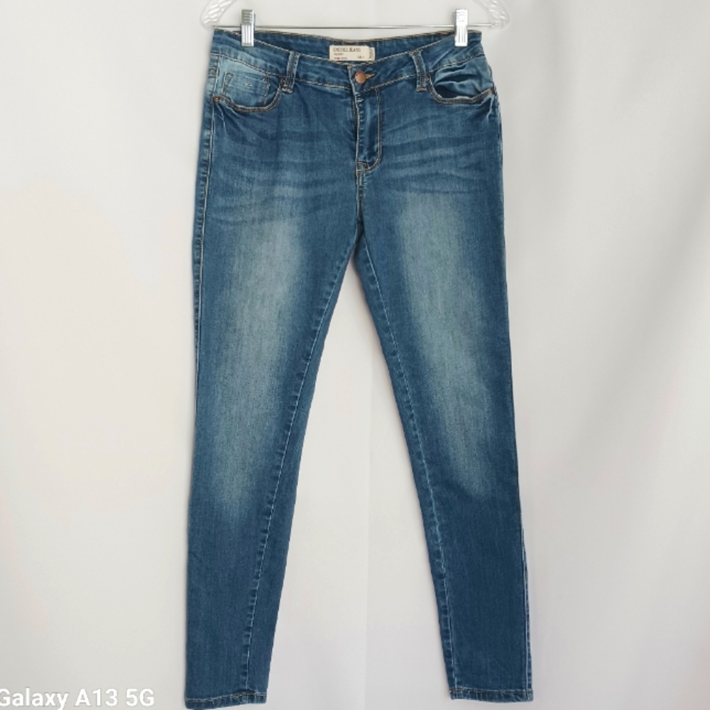 Encore Jeans Women's Skinny Wash Blue Jeans Sz 9